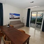 Bella Vista *