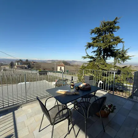 Intera Casa Con Due Indipendenti E Vasca Idromassaggio A Barbaresco, Langhe Barbaresco