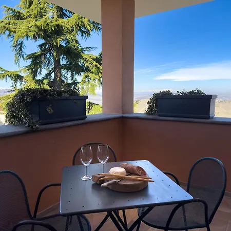 Intera Casa Con Due Indipendenti E Vasca Idromassaggio A Barbaresco, Langhe Апартаменты