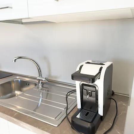 Intera Casa Con Due Indipendenti E Vasca Idromassaggio A Barbaresco, Langhe Барбареско