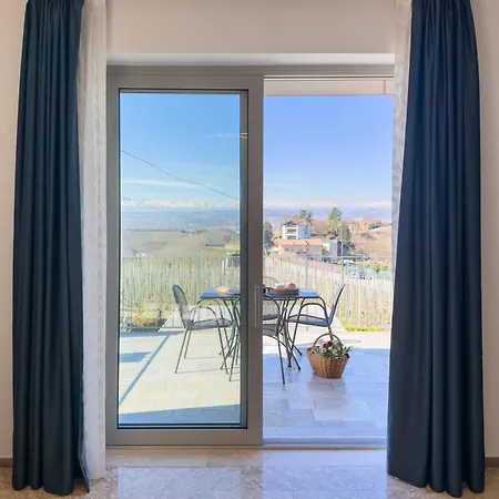 Apartman Intera Casa Con Due Indipendenti E Vasca Idromassaggio A Barbaresco, Langhe