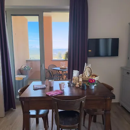 Apartman Intera Casa Con Due Indipendenti E Vasca Idromassaggio A Barbaresco, Langhe