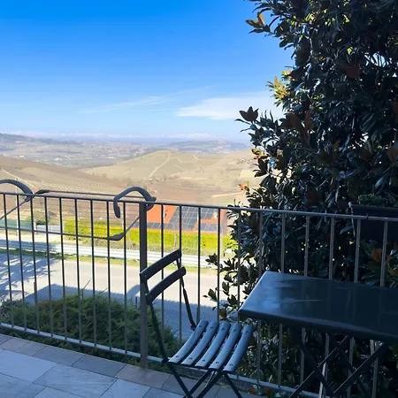Apartman Intera Casa Con Due Indipendenti E Vasca Idromassaggio A Barbaresco, Langhe Barbaresco